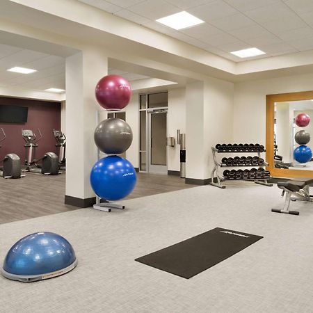 Hilton Garden Inn Newtown Square Radnor Exteriör bild