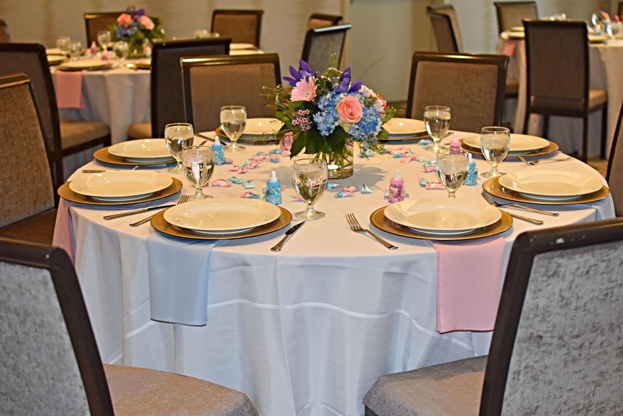 Hilton Garden Inn Newtown Square Radnor Exteriör bild
